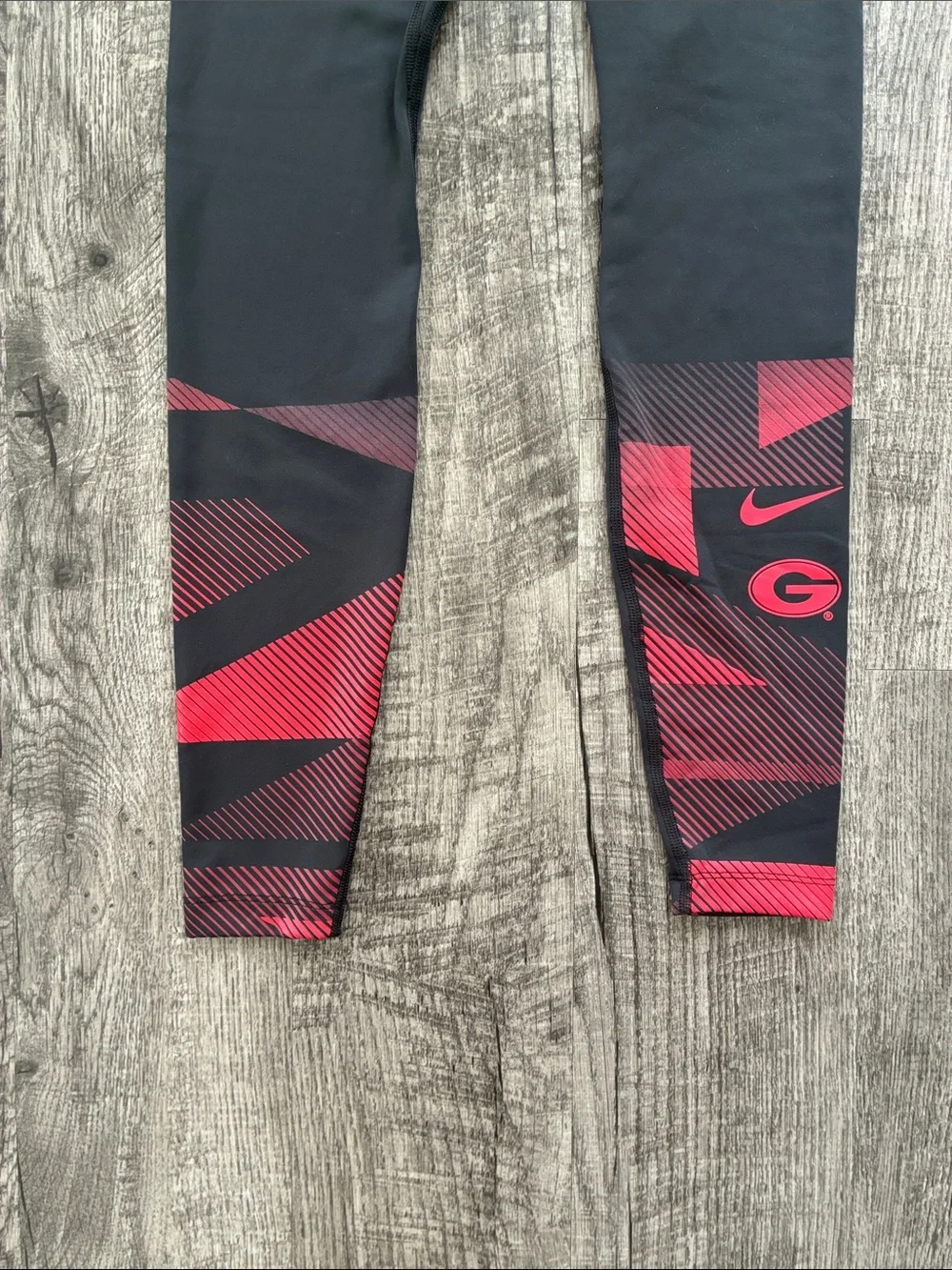 Nike ‼️there small